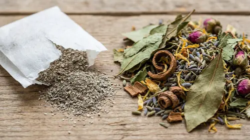 Skrytá chémia v bežných vrecúškach: Prečo zvoliť čerstvé a kvalitné sypané čaje