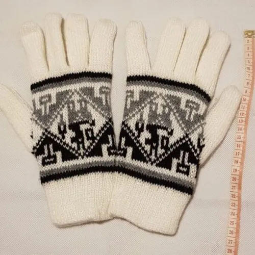 Rukavice z lamej vlny